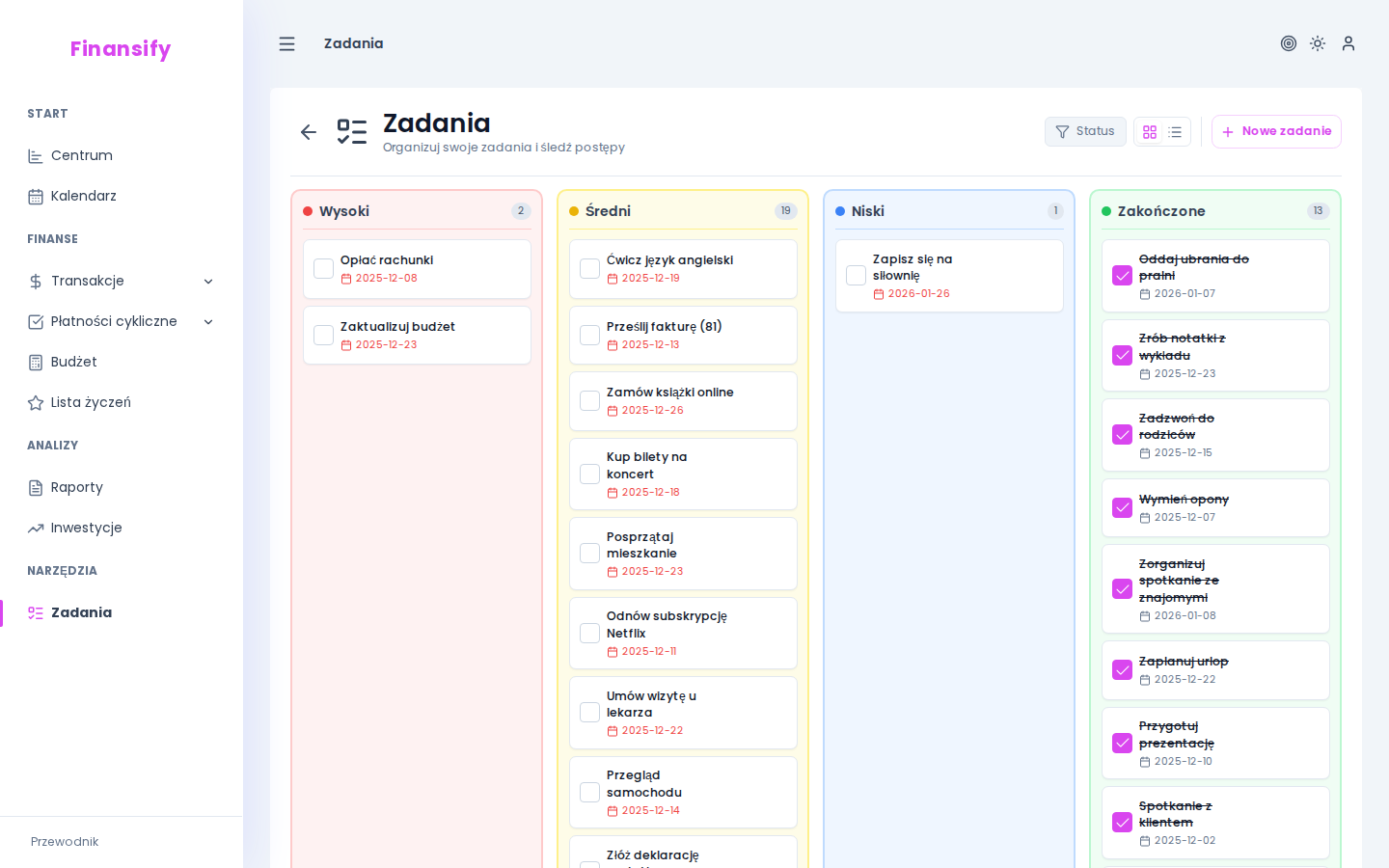Widok Kanban — 3 kolumny: "Do zrobienia" (3 karty), "W trakcie" (2 karty), "Gotowe" (1 karta). Każda karta z tytułem, priorytetem i datą